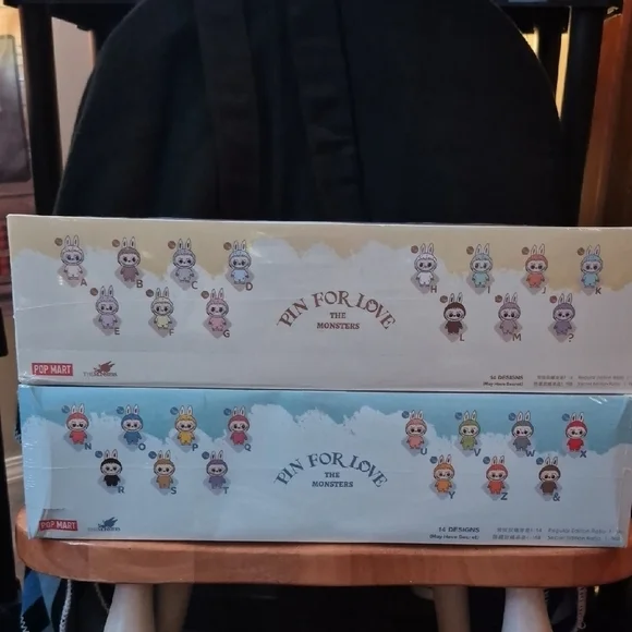 100% Authentic Pop Mart Pin for Love Vinyl Plush Pendants - Picture 2 of 7